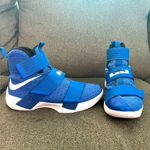 Nike LeBron Soldier X, Size 10.5 in Team Blue